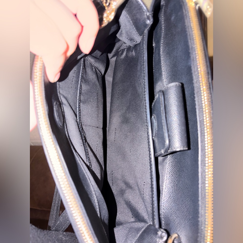 Coach “Christie” Carry All Purse - Picture 7 of 10